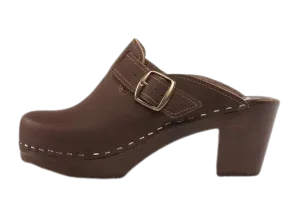 Cape Clogs Adult Clogs Tan Leather