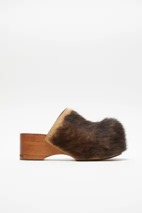 Hairy wood clogs