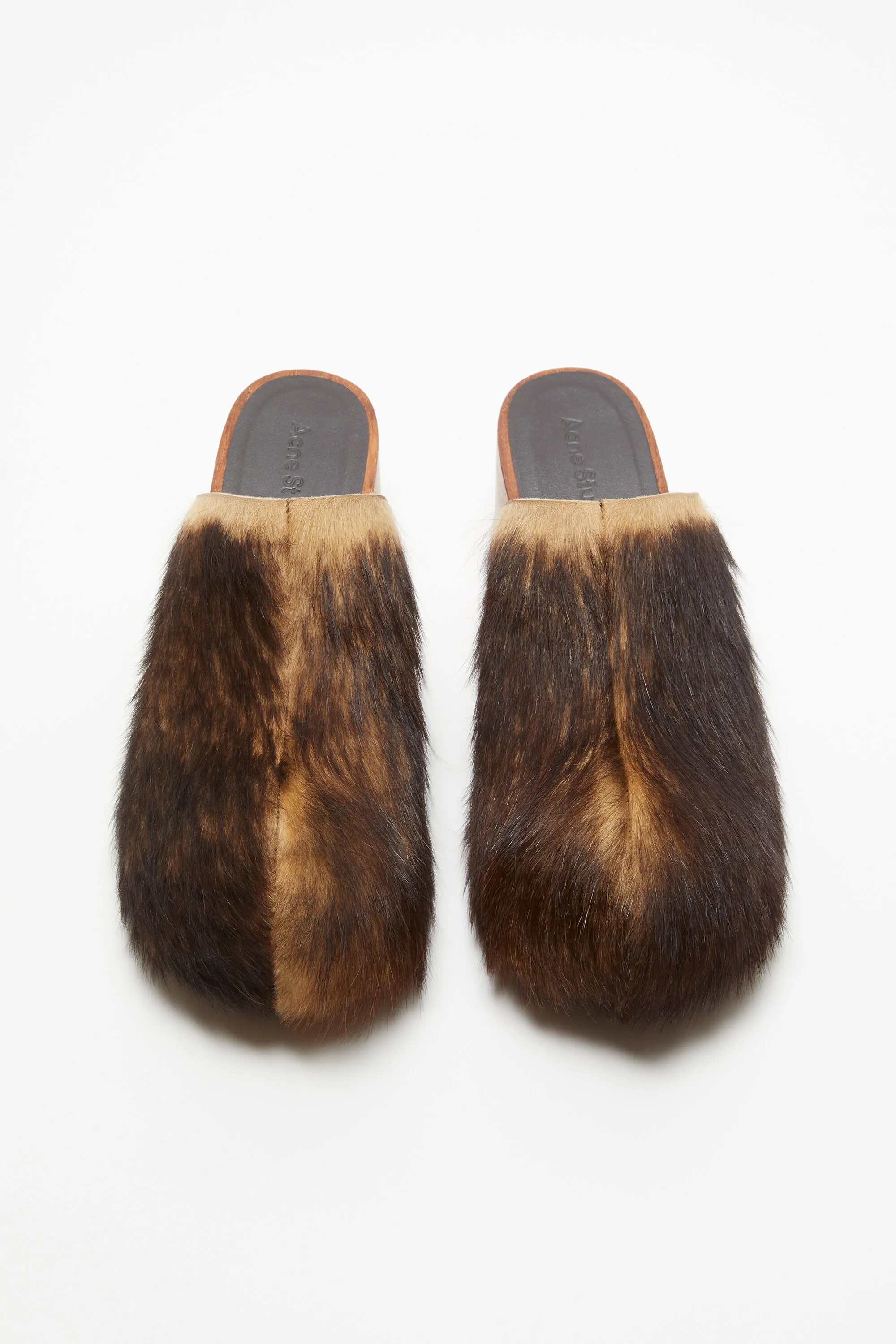 Hairy wood clogs