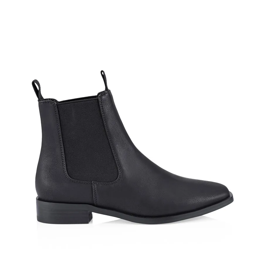 Harper Chelsea Boots - Black Softee