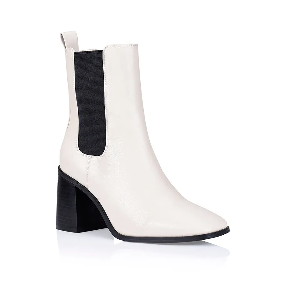 Link Chelsea Ankle Boots - Bone Smooth