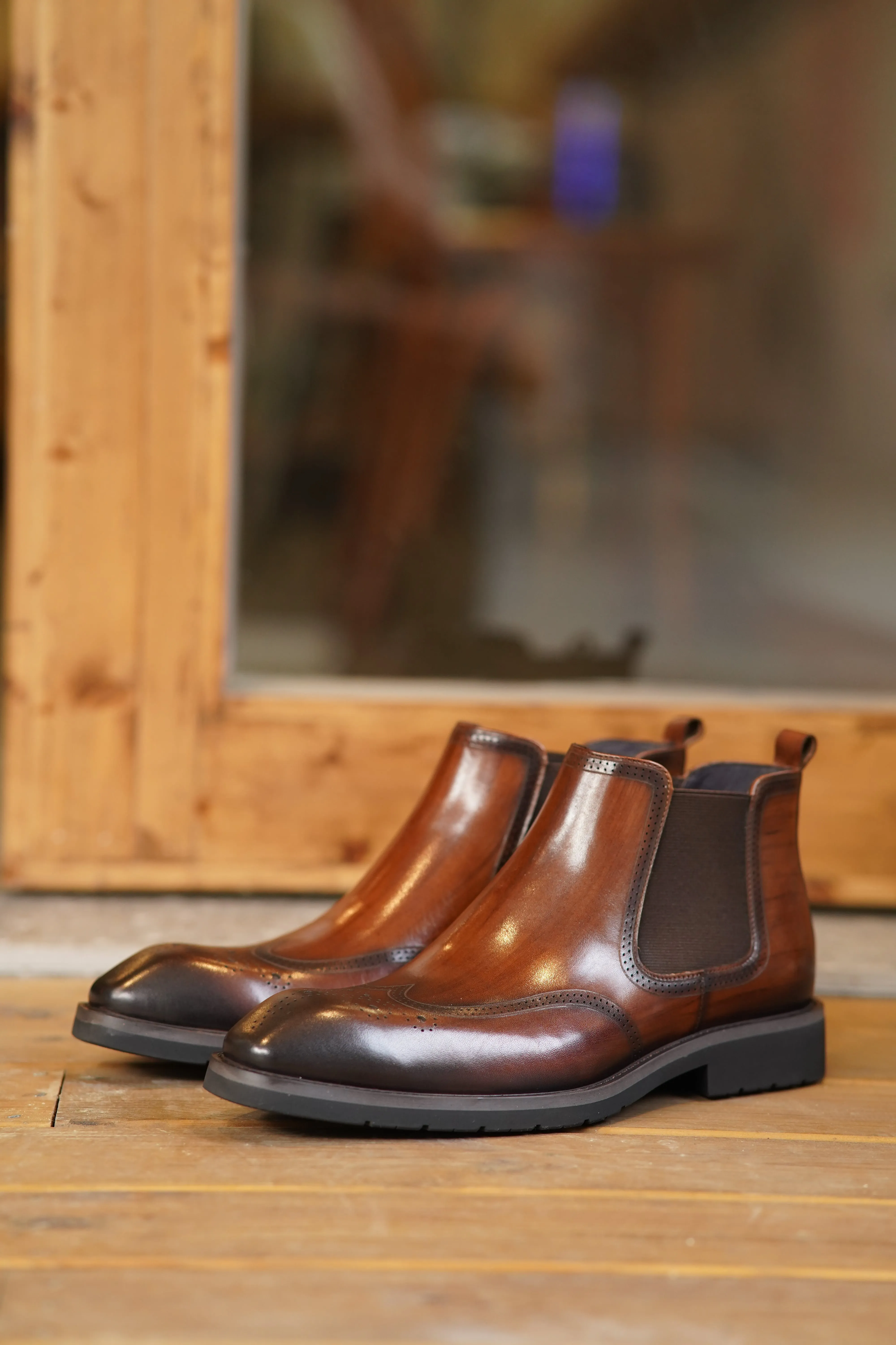 Men’s Brogue Leather Chelsea Boots.