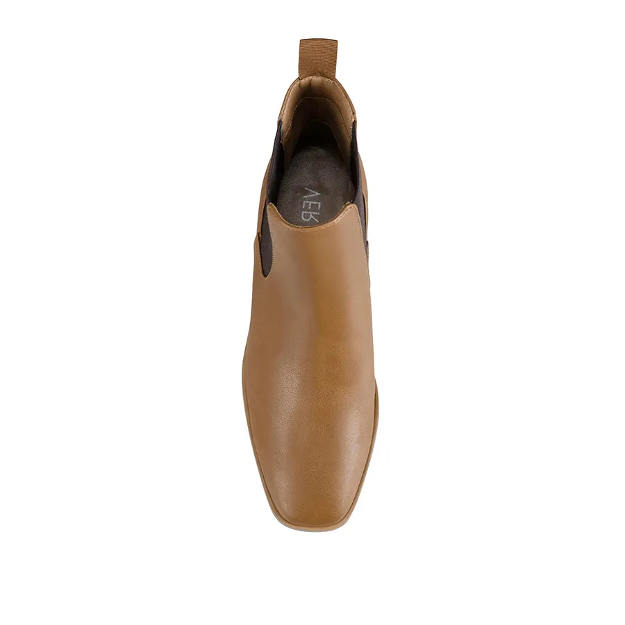 Nas Chelsea Ankle Boots - Tan Softee