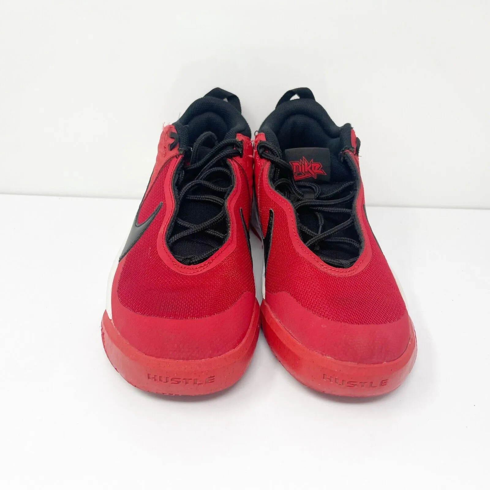 Nike Boys Team Hustle D 10 CW6735-600 Red Basketball Shoes Sneakers Size 6Y