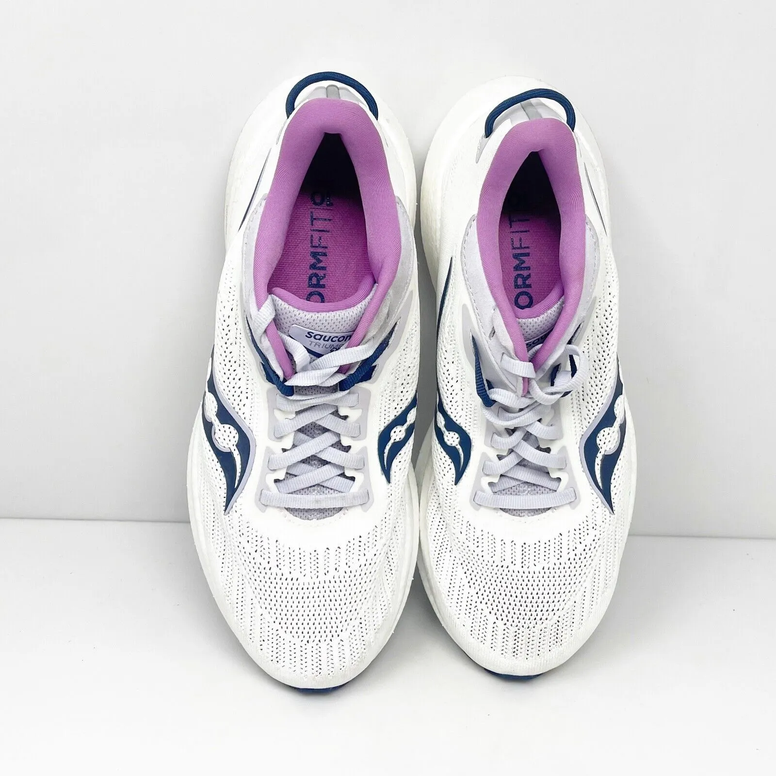 Saucony Womens Triumph 21 S10881-31 White Running Shoes Sneakers Size 8