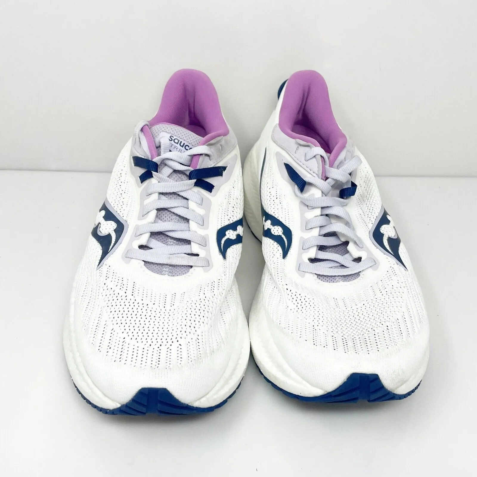 Saucony Womens Triumph 21 S10881-31 White Running Shoes Sneakers Size 8