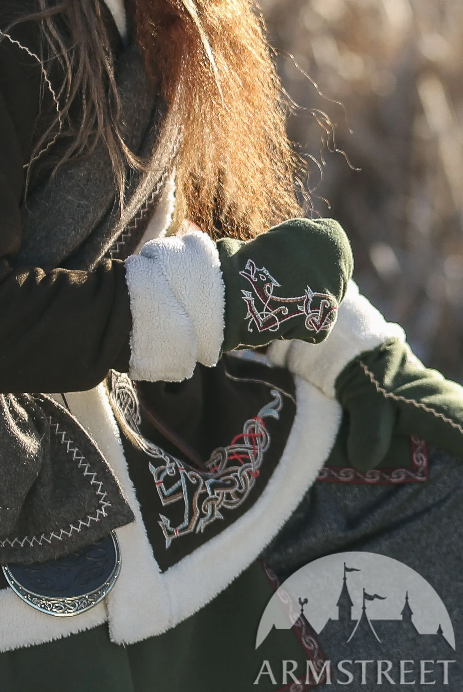 “Sigfus the Shield” Woolen Mittens