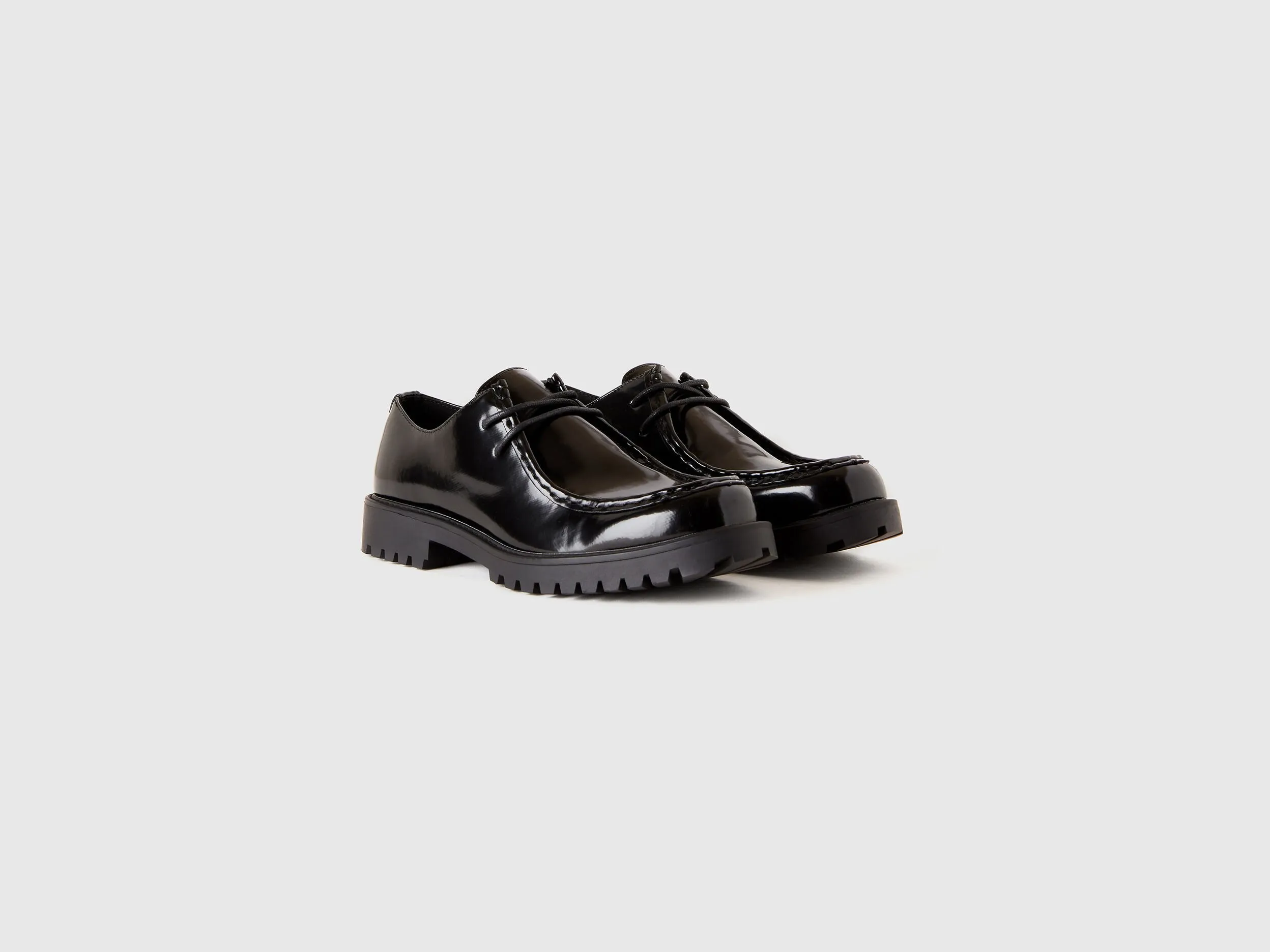 Synthetic patent leather moccasins - Black | Benetton