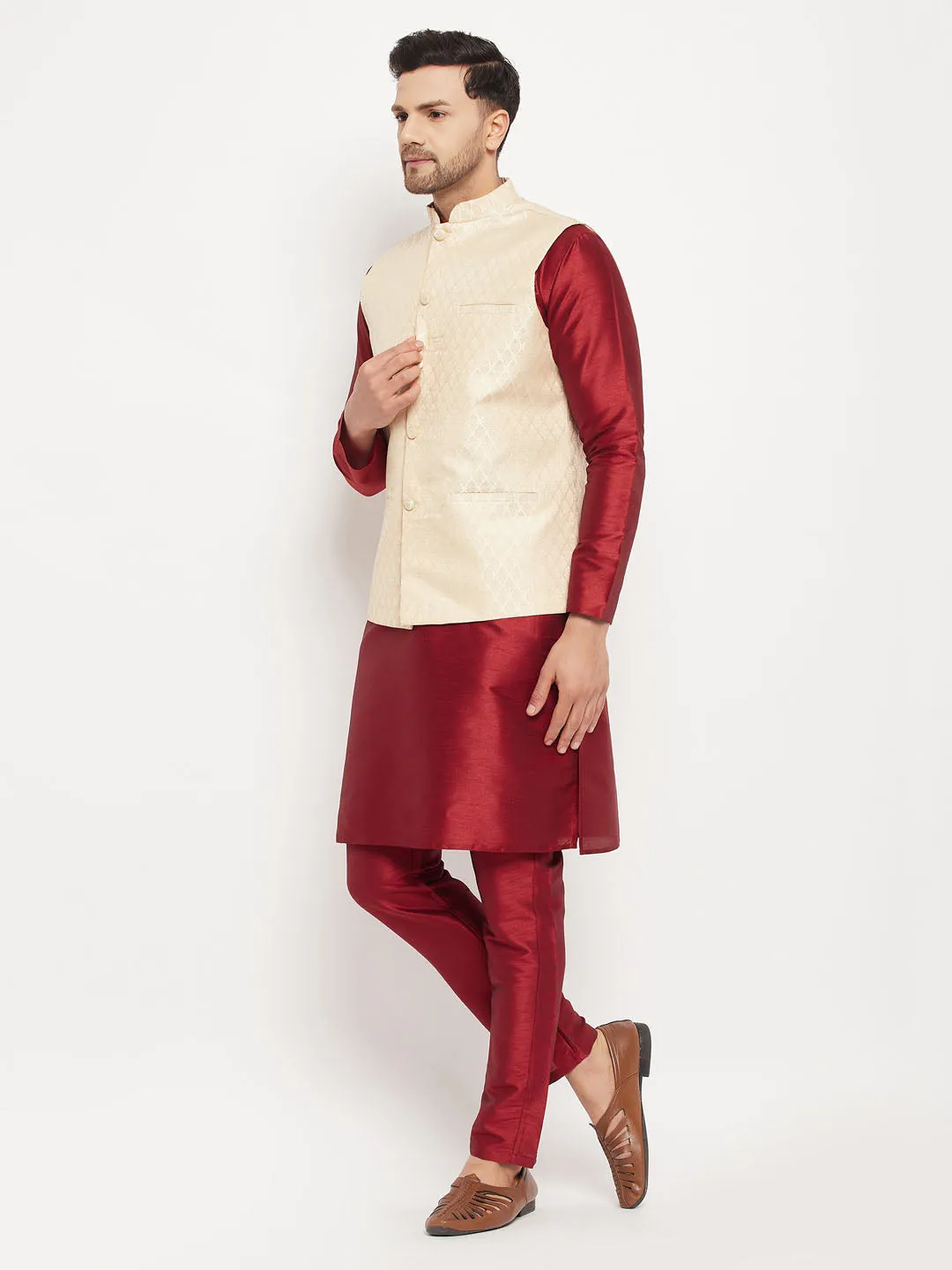 VM BY VASTRAMAY Men's Cream Silk Blend Jacket with Kurta Pant Set