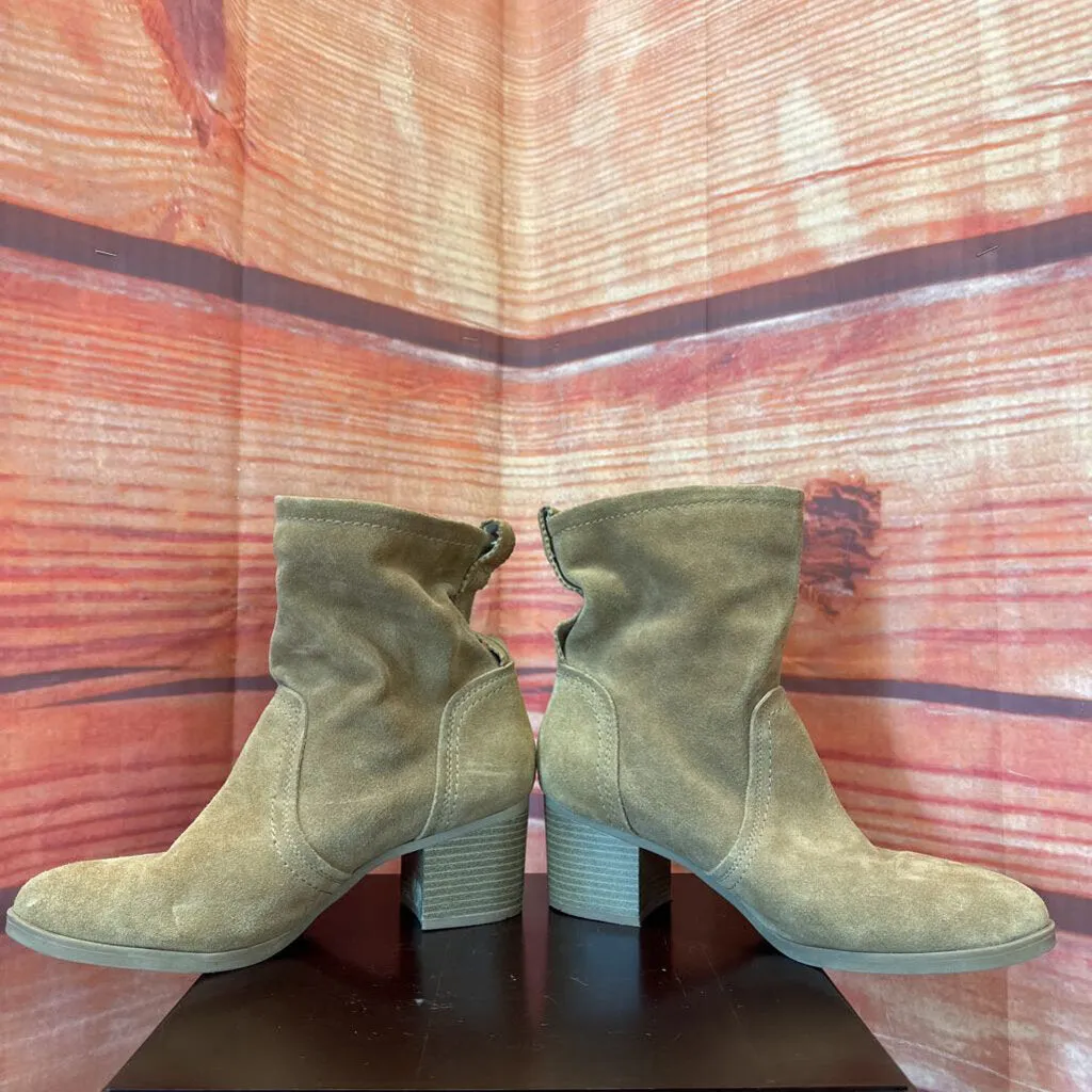 WHITE MOUNTAIN TAN LEATHER BEHARI BOOTS SZ 10 TCC